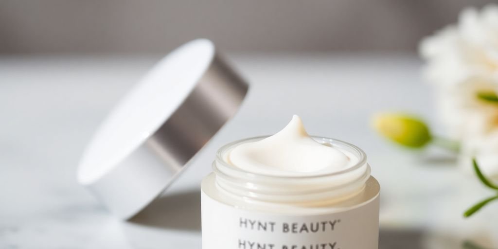 Close-up of Hynt Beauty's organic face primer.